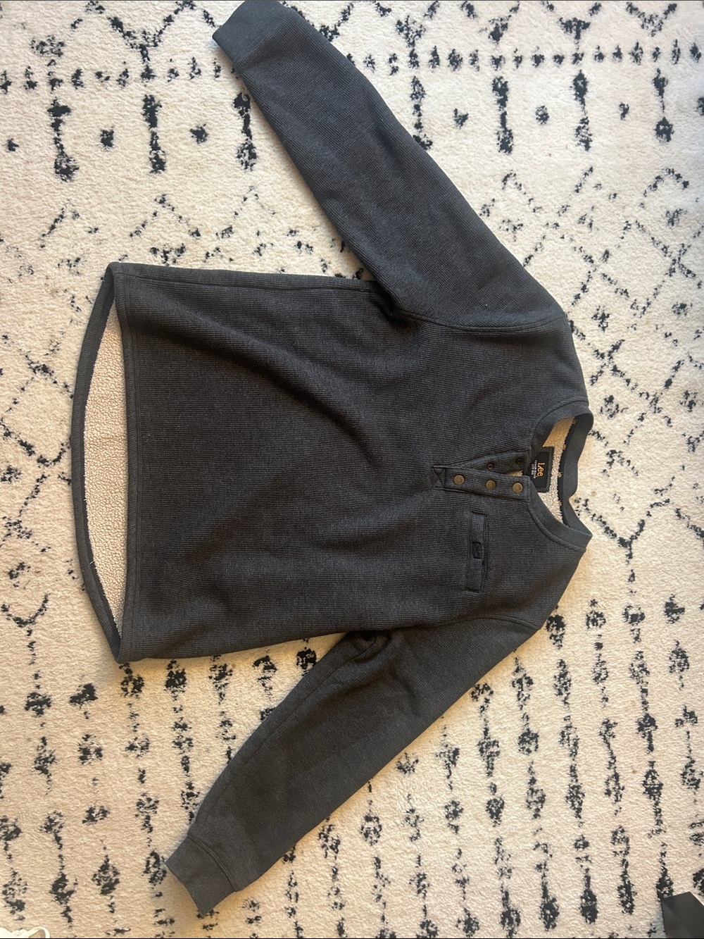 Lee Men's Charcoal Crewneck Henley Sweater